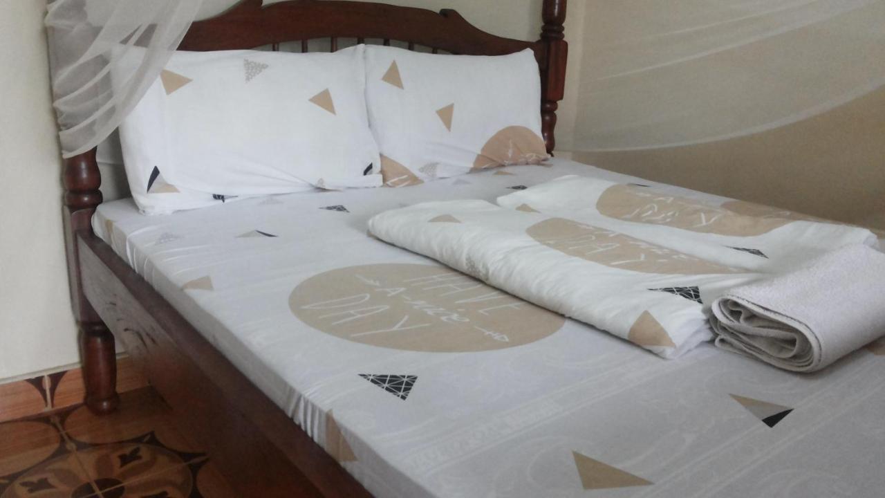 Rock Shadow Hotel Koboko Zewnętrze zdjęcie
