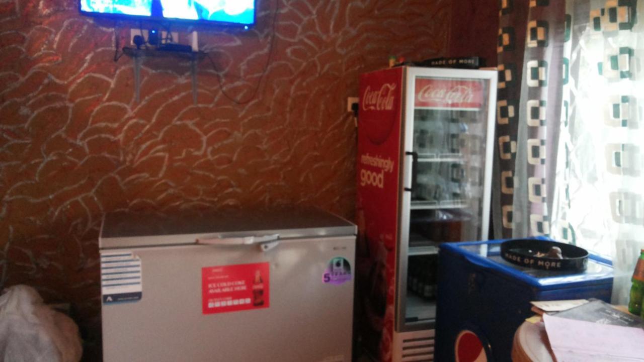Rock Shadow Hotel Koboko Zewnętrze zdjęcie