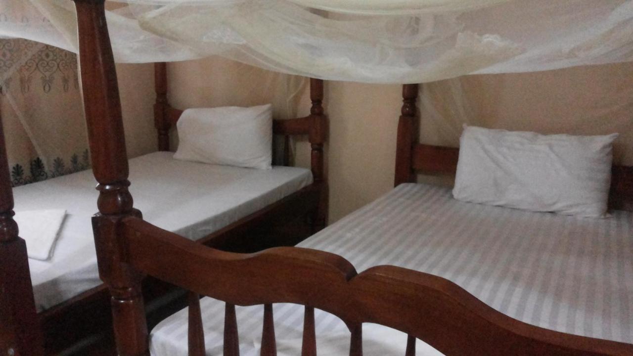 Rock Shadow Hotel Koboko Zewnętrze zdjęcie